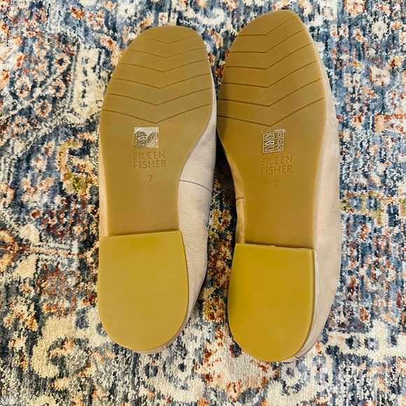 Eileen Fisher Women’s Sim Tumbled Nubuck Loafer In Rye In Size 7 - Picture 9 of 14